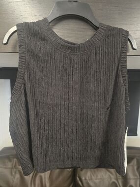 Textured Black Sleeveless Women's Tank Top